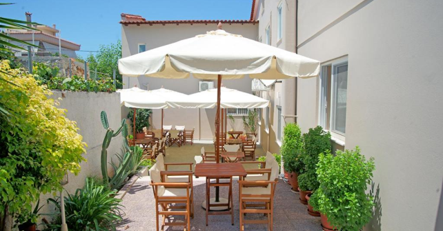 Εξωτερικοί χώροι - Agios Sostis Apartments